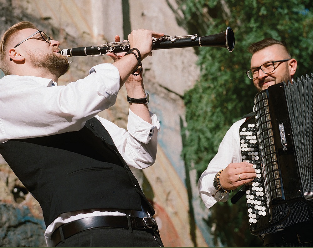 "Nieme kino" z muzyką na żywo! Orkiestra Ludwiska Sarskiego wystąpi w Mielcu - Zdjęcie główne