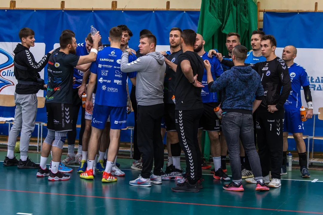 Handball Stal Mielec wygrywa na wyjeździe - Zdjęcie główne