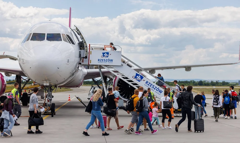 Popularny kierunek lotów wraca do siatki połączeń z rzeszowskiej Jasionki - Zdjęcie główne