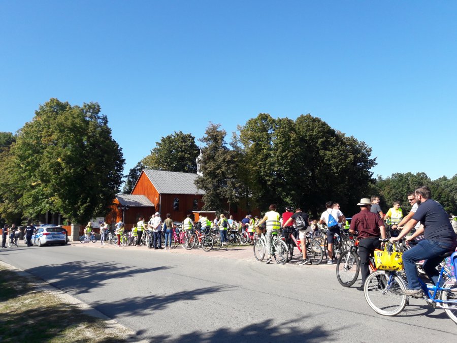 Na dwóch kółkach po gminie Wadowice Górne - Zdjęcie główne