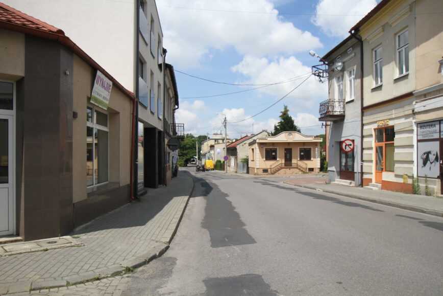 Rynek zamknięty, ulice remontowane, ruch zmieniony! Jak będzie się jeździć po Mielcu? - Zdjęcie główne