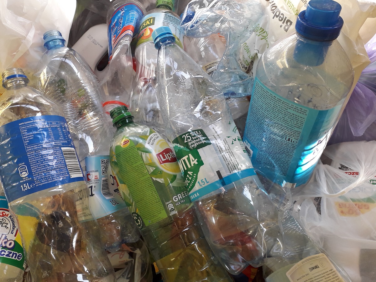 Będą kaucje za plastikowe butelki. Nie będą niskie - Zdjęcie główne