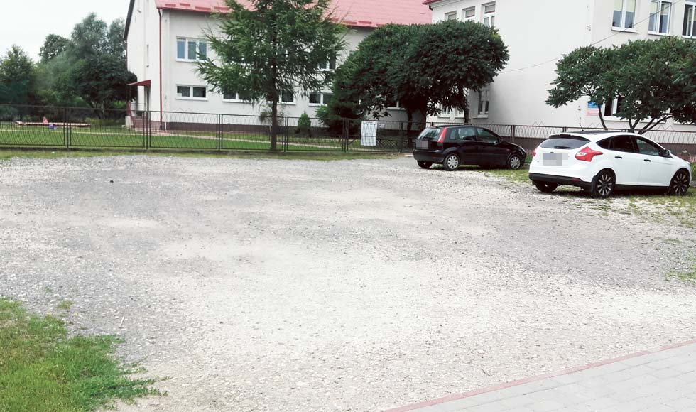 Brakuje im tylko parkingu - Zdjęcie główne