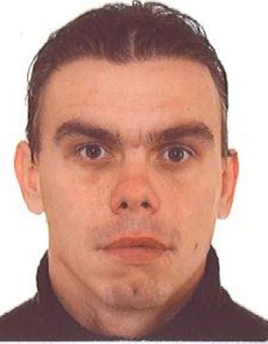 JACEK KĘPA - Komisariat Nr 1 Lublin, ul. Okopowa 2B20-022 Lublin telefon: 81 535-45-73 email: kp1.kmplublin@lu.policja.gov.pl  Poszukiwany za: Art. 148 § 1 Zabójstwo - typ podstawowy, Art. 278 § 1 Zabieranie w celu przywłaszczenia cudzej rzeczy ruchomej