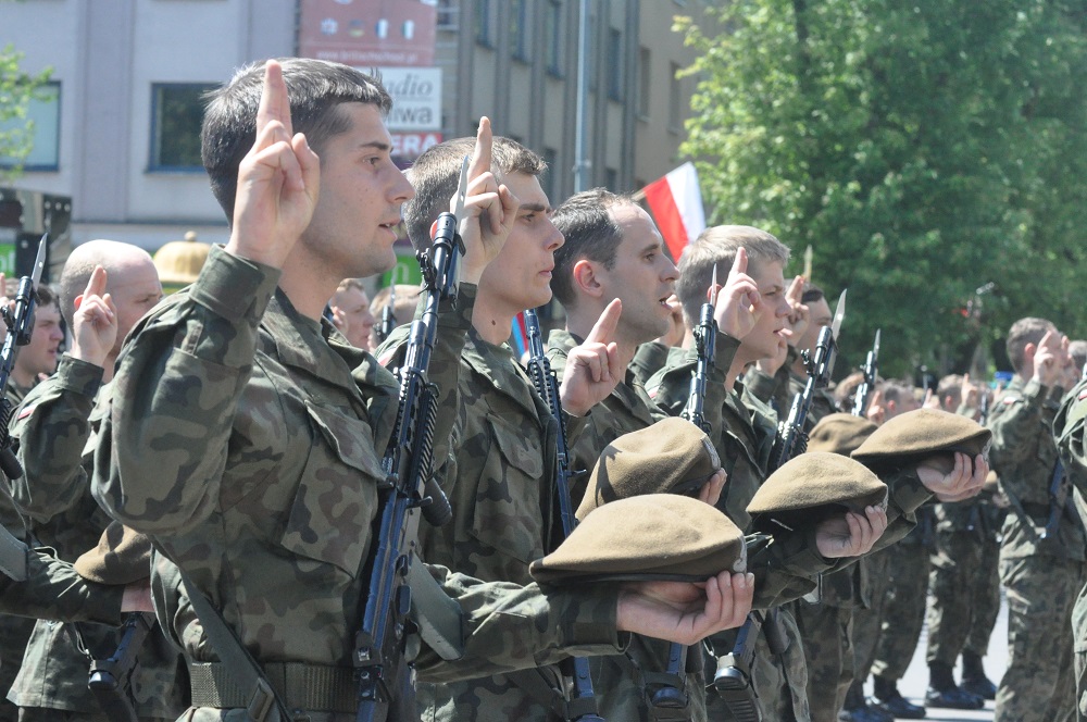 99 żołnierzy złożyło przysięgę służby w szeregach Brygady Obrony Terytorialnej [FOTO,VIDEO]  - Zdjęcie główne