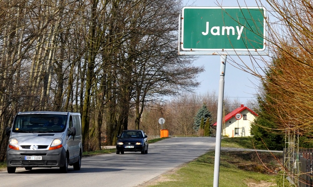 Pijane dzieci z Jam trafiły do rodziny zastępczej. Matce za narażenie synów na niebezpieczeństwo utraty życia bądź ciężkiego uszczerbku na zdrowiu grozi do pięciu lat więzienia. - Zdjęcie główne