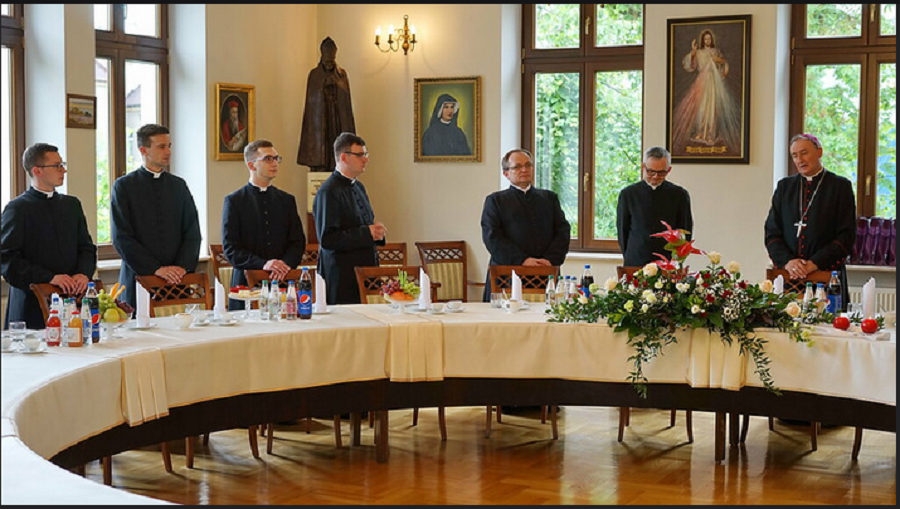 Dwóch nowych księży w Mielcu. Znamy parafie neoprezbiterów - Zdjęcie główne