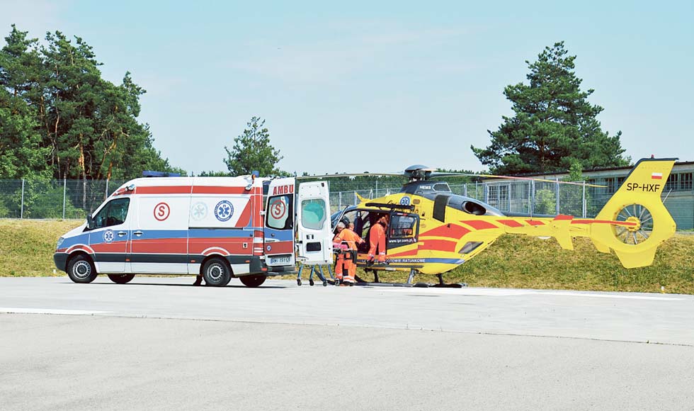 Helikopter ratunkowy w Mielcu - Zdjęcie główne