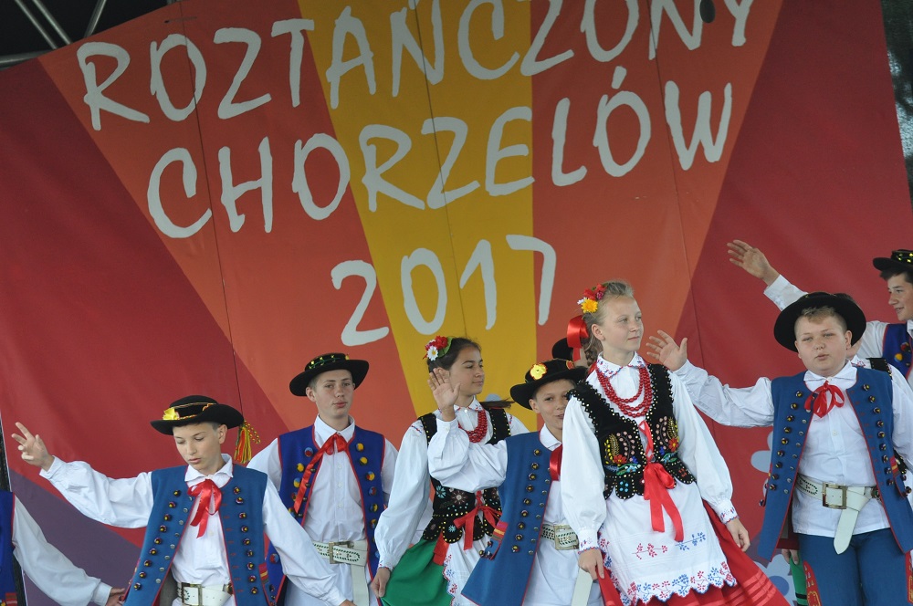 [FOTO] Jubileuszowy Roztańczony Chorzelów - Zdjęcie główne