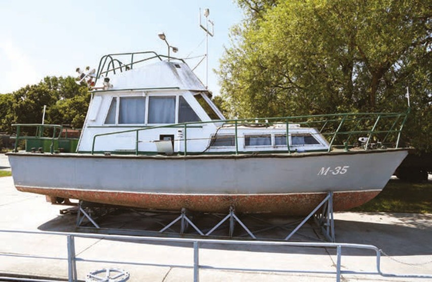 Motorówka hydrograficzna MH-111