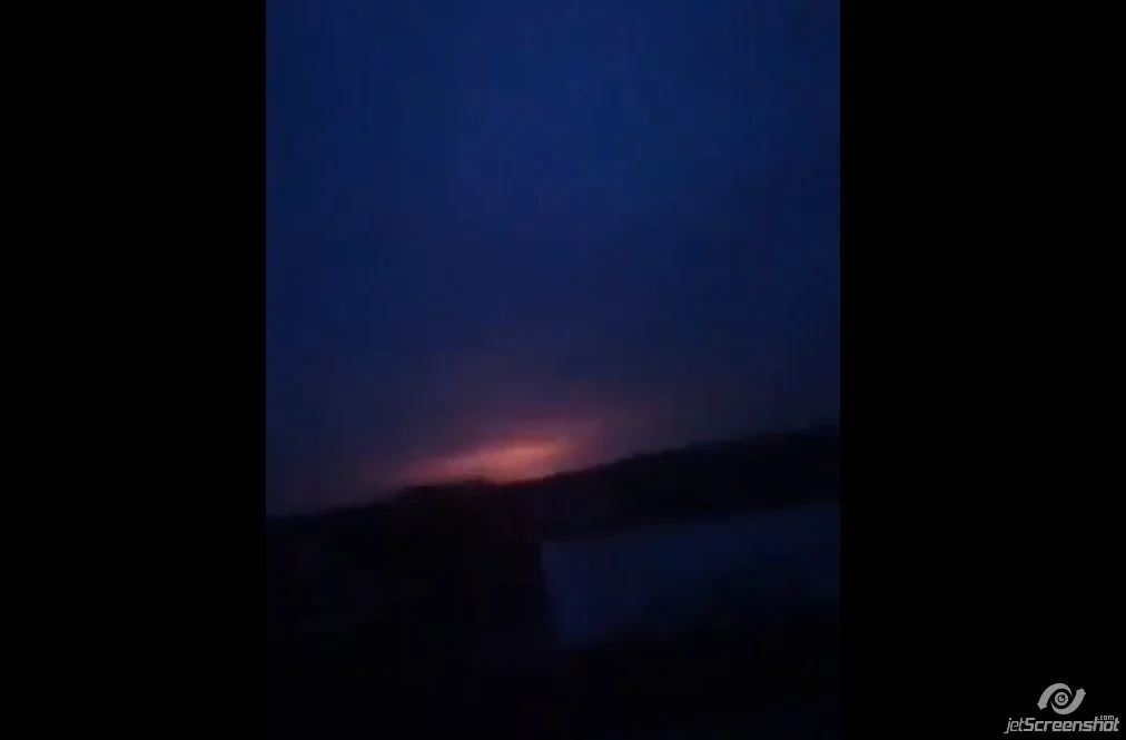 Nocny atak rakietowy 30 km od granicy Polski. Zobacz nagranie [WIDEO] - Zdjęcie główne
