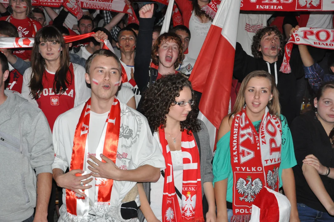 Strefa kibica w Mielcu podczas EURO 2012 [ARCHIWALNE ZDJĘCIA] - Zdjęcie główne
