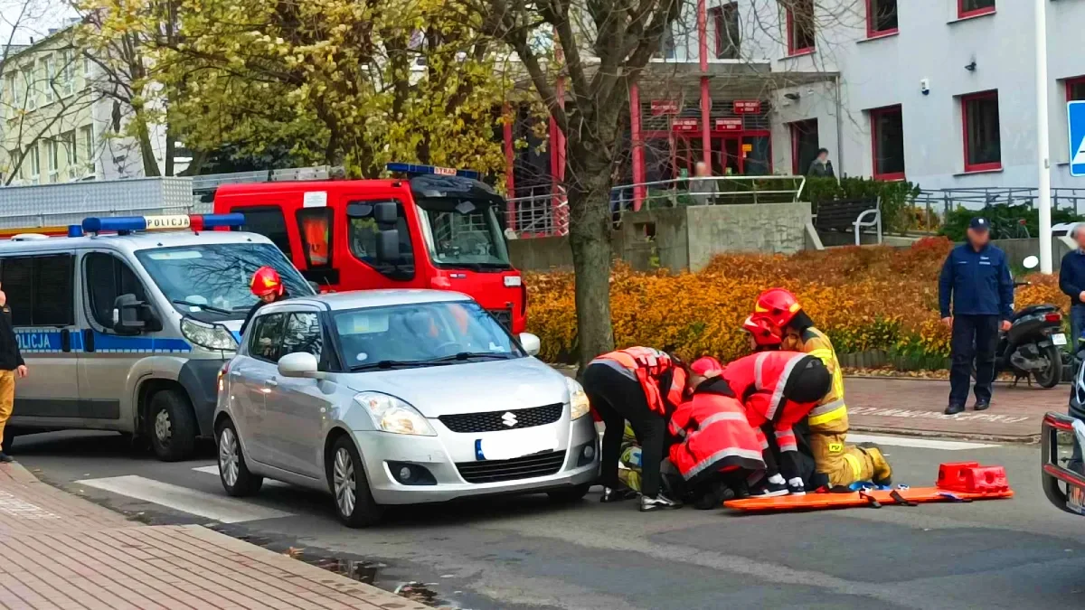 71-letni kierowca potrącił dwie policjantki na służbie. Twierdzi że ich nie widział - Zdjęcie główne