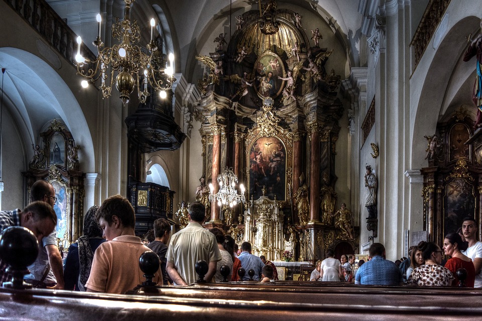 Ile osób może być na mszy w kościołach powiatu mieleckiego?  - Zdjęcie główne