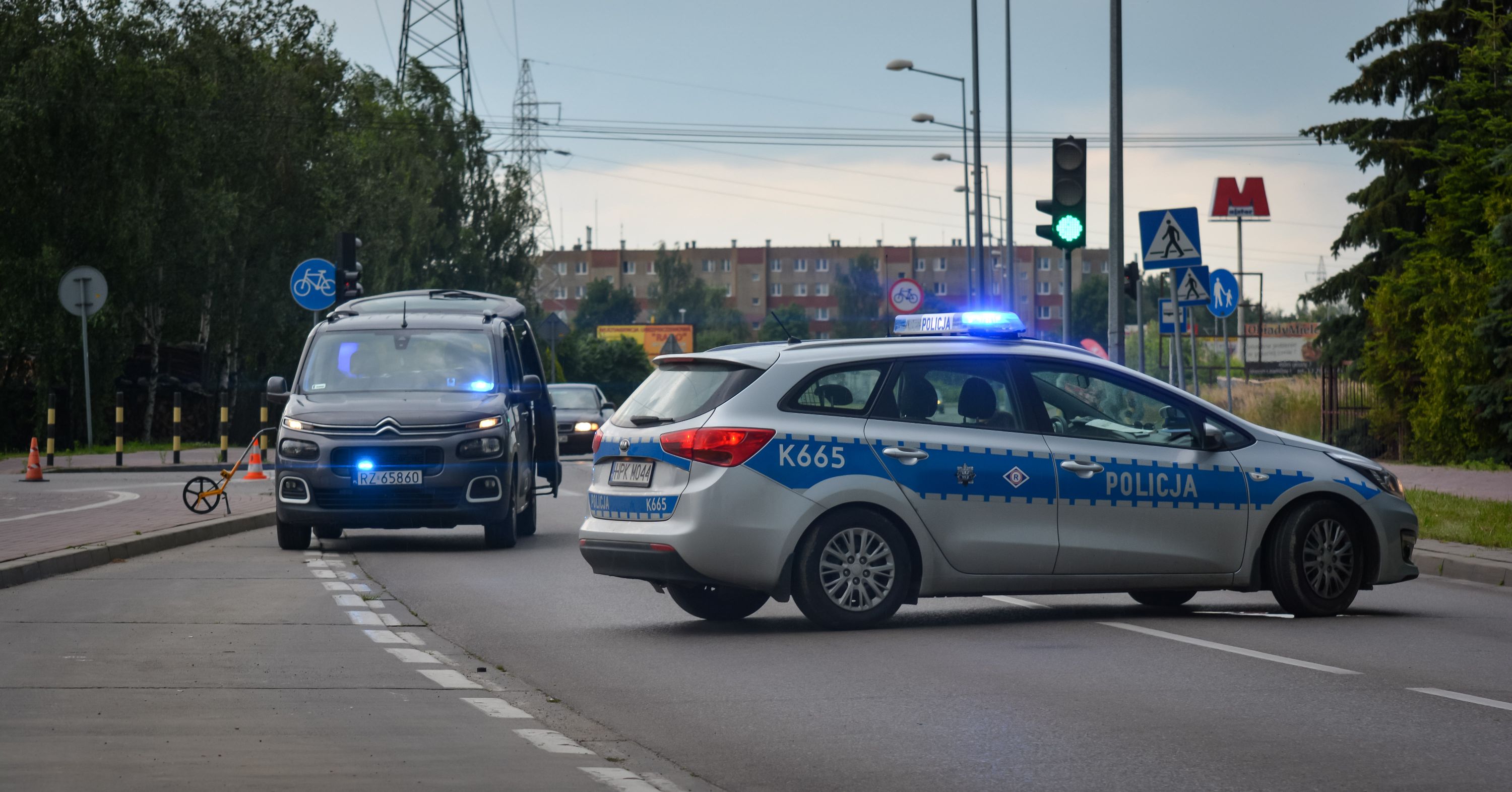 Wypadek z udziałem motocyklisty [FOTO, VIDEO]  - Zdjęcie główne