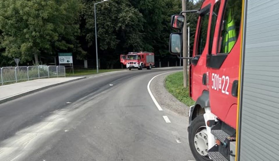 Czy remontowana droga w Przecławiu zaczęła się topić? Jest oświadczenie starostwa - Zdjęcie główne