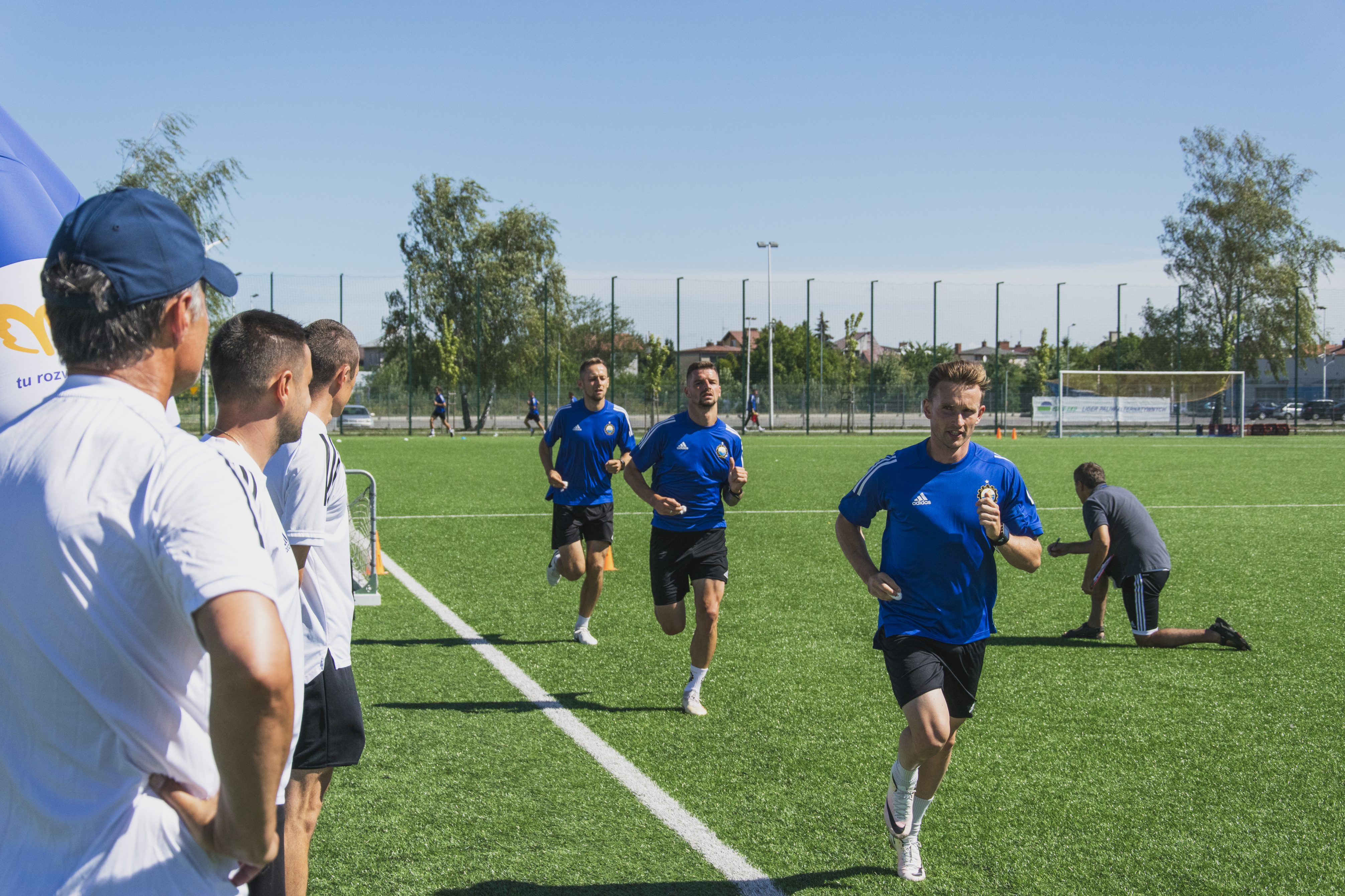 Stal Mielec szykuje się do kolejnych meczów. Piłkarze przeszli test mleczanowy [FOTO, VIDEO] - Zdjęcie główne