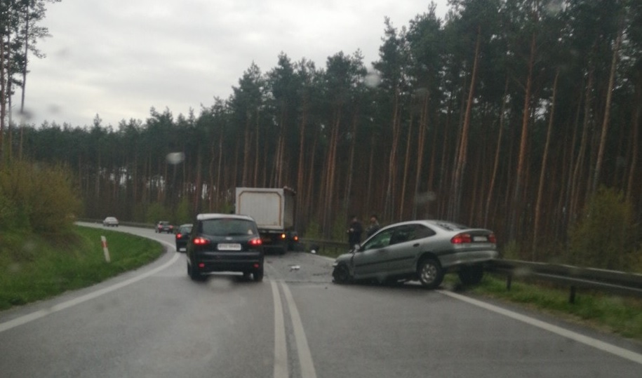 Obwodnica Mielca na wysokości Grochowego całkowicie zablokowana.