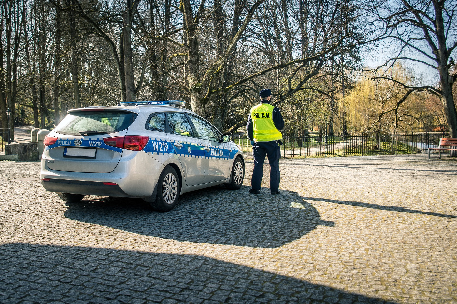 Koronawirus w  jednej z ościennych komend powiatowych policji. Wsparcie policjantów z Mielca  - Zdjęcie główne