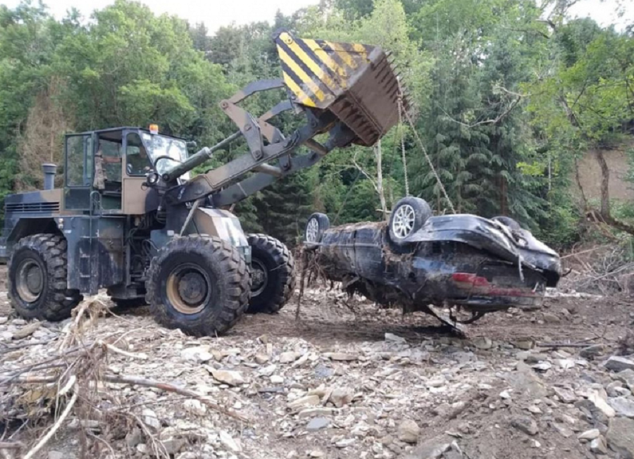 Zaskakujące odkrycie w Nisku podczas sprzątania po powodzi! Zobacz! - Zdjęcie główne