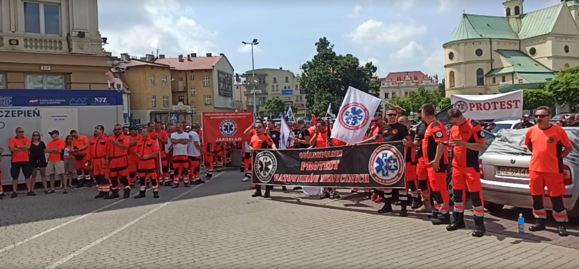 "Obiecują, obiecują i nic!" Ratownicy medyczni z Sanoka też protestują! - Zdjęcie główne