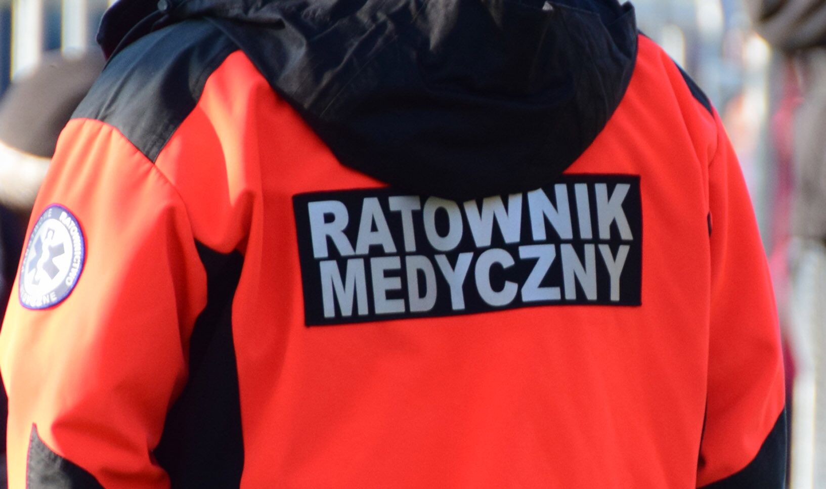 Z PODKARPACIA. 27-latek wyleciał przez balkon. Prokuratura stawia zarzuty - Zdjęcie główne