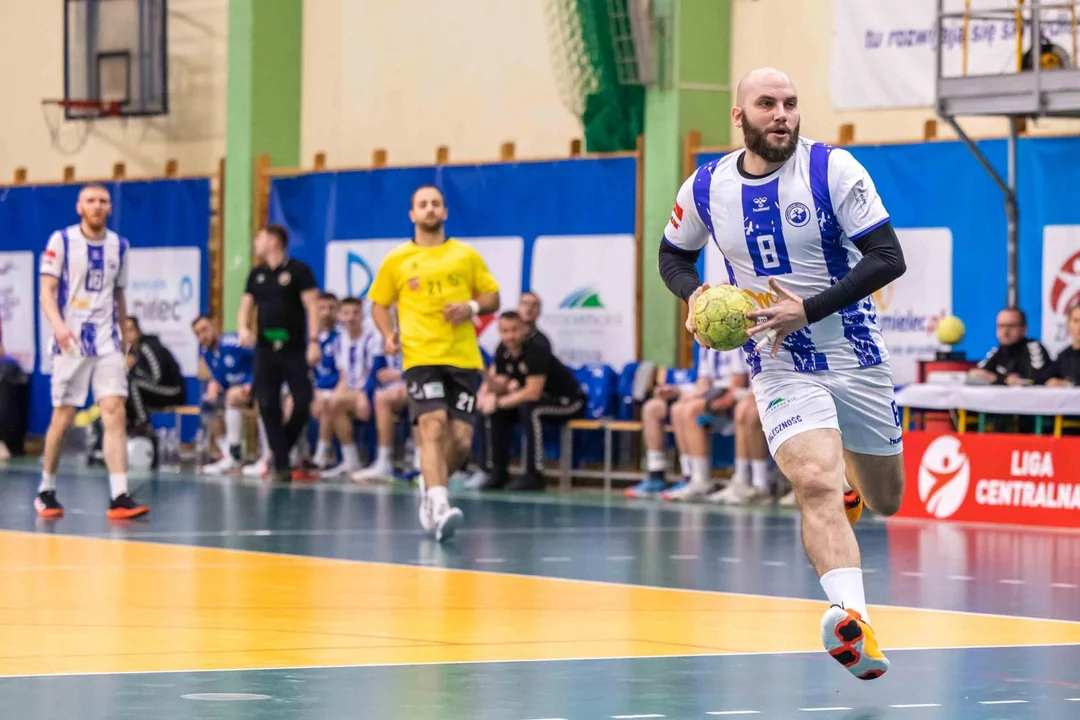 Liga Centralna. Ostatni mecz wyjazdowy Handball Stali Mielec [ZAPOWIEDŹ] - Zdjęcie główne