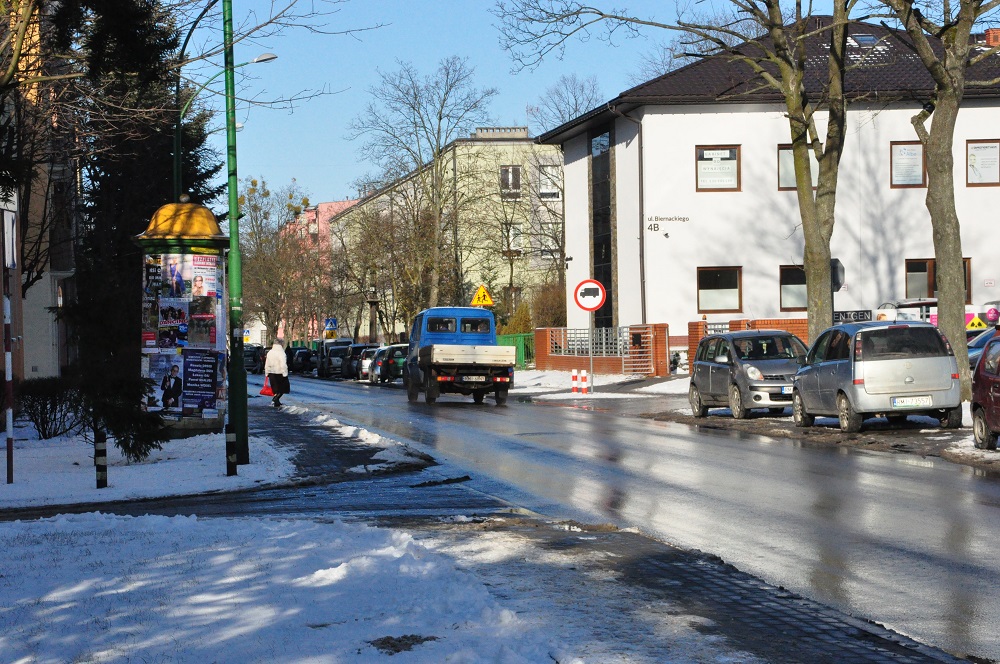 Trwa odśnieżanie miasta i regionu. MPGK pracuje od pierwszego śniegu - Zdjęcie główne