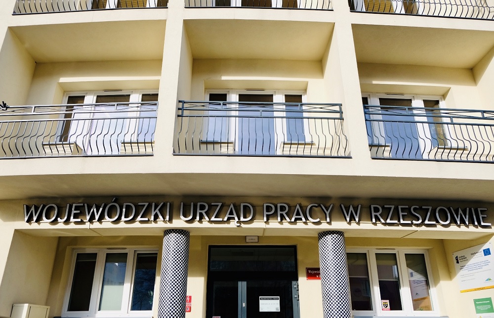 Do WUP można jeszcze wnioskować o wsparcie finansowe. Zobacz do kiedy - Zdjęcie główne