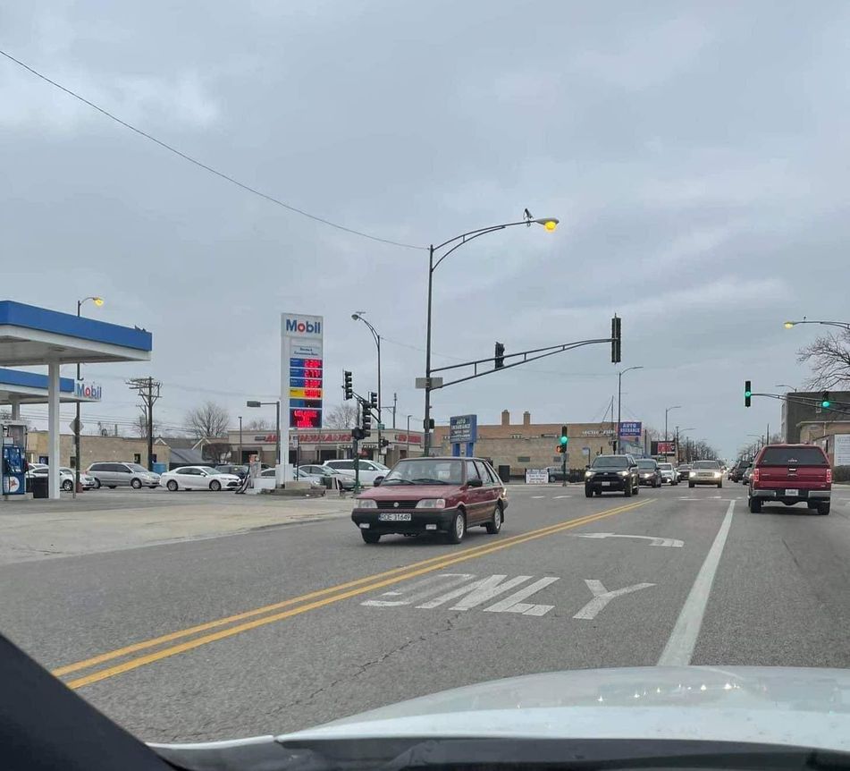 Podkarpacki Polonez Caro jeździ po Chicago - Zdjęcie główne