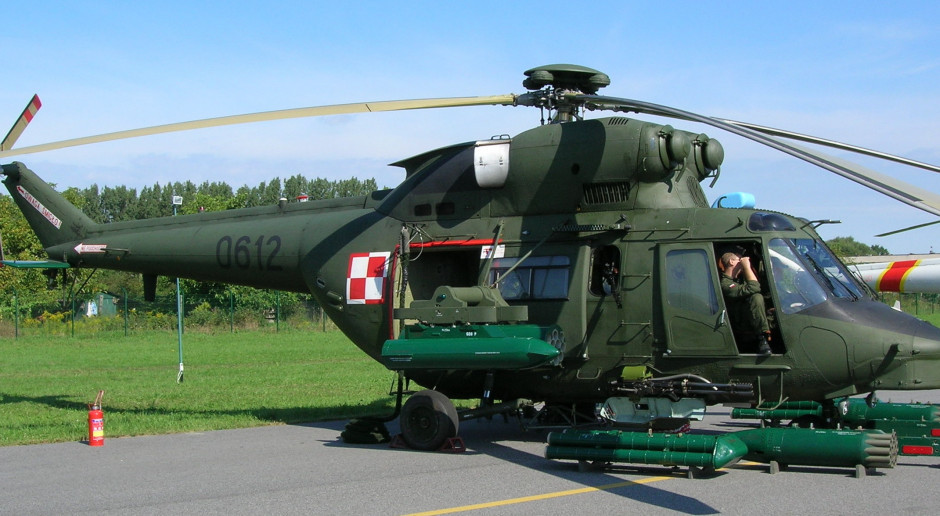 Podkarpacie: Wojskowy helikopter przyleciał po zakażonego COVID-19 - Zdjęcie główne