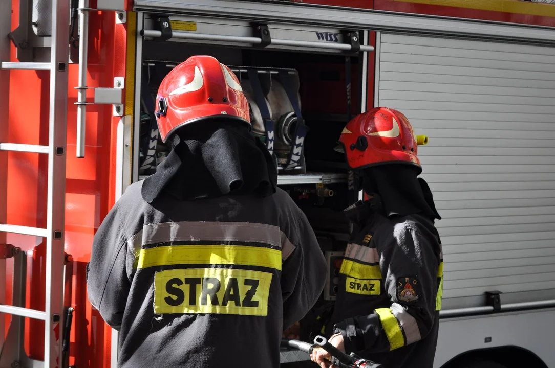 Strażacy OSP z powiatu mieleckiego z nowymi wozami - Zdjęcie główne
