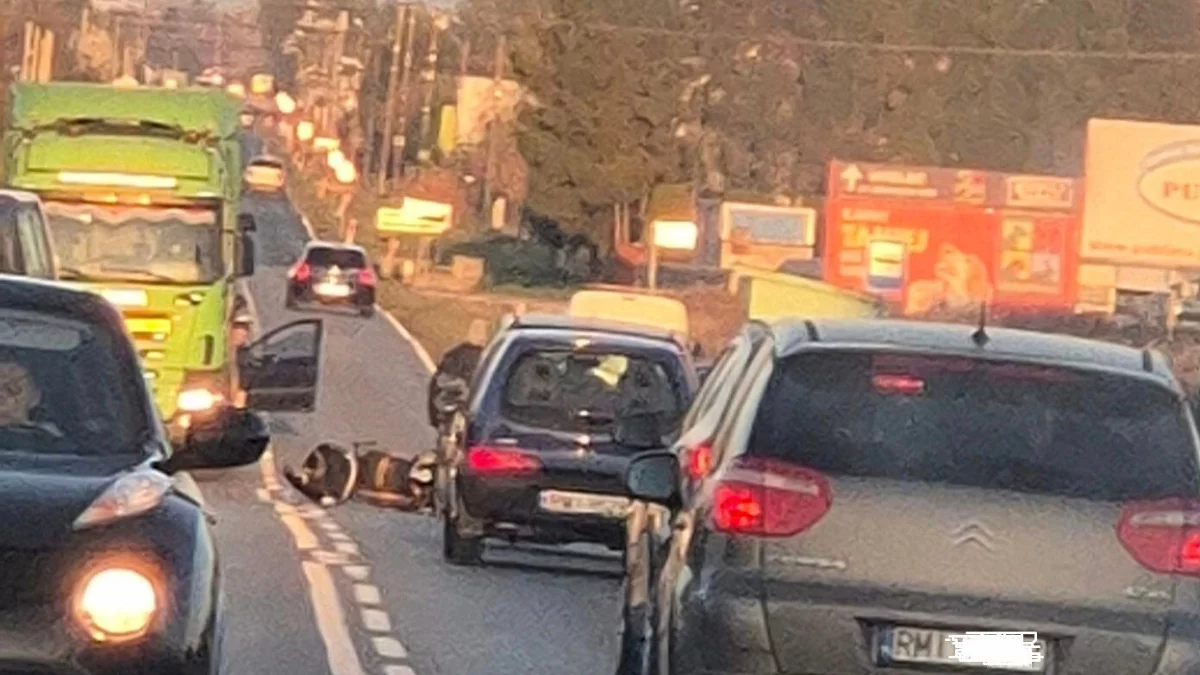 Wypadek w Piątkowcu: Motocyklista poważnie ranny - Zdjęcie główne