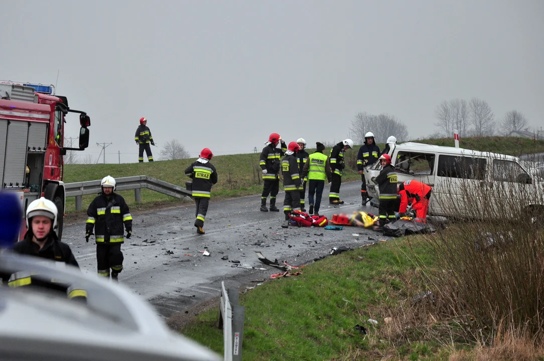 Sześć lat od tragedii w Weryni. Śmierć pięciu piłkarzy ze Stali Mielec [WIDEO, ZDJĘCIA] - Zdjęcie główne