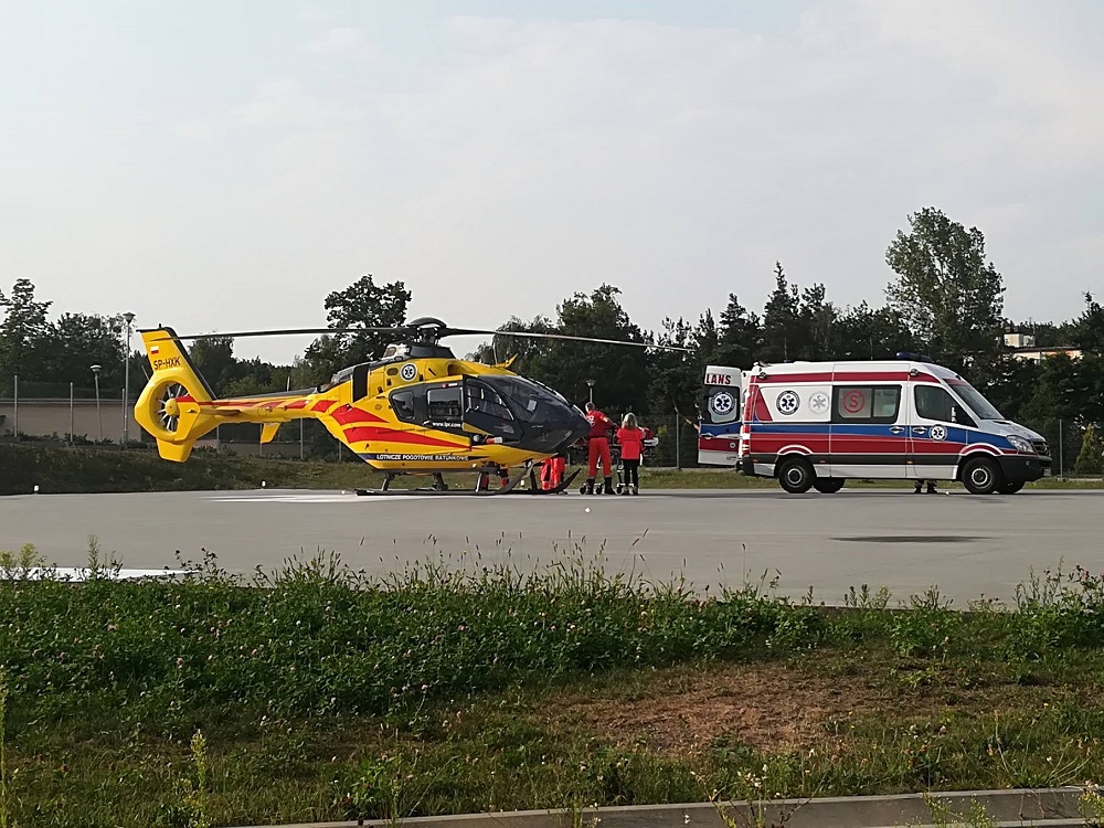 [PILNE] Wypadek Polskiego Busa w Nowej Dębie. Wielu rannych - Zdjęcie główne