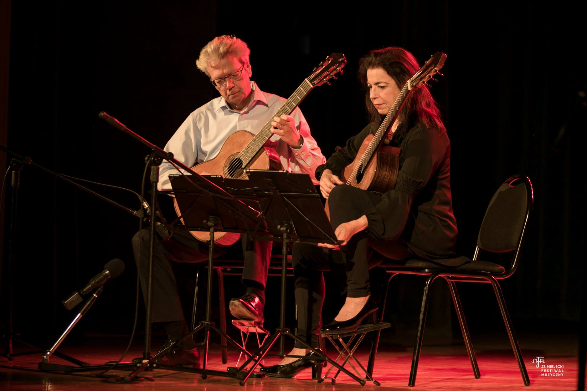 The Amadeus Guitar Duo – zafascynowani gitarą w Mielcu [FOTO] - Zdjęcie główne