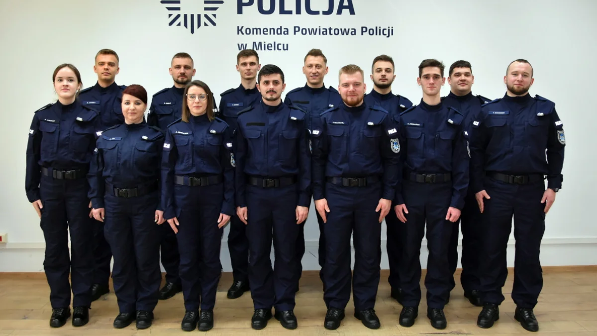 13 nowych funkcjonariuszy zasili szeregi mieleckiej policji - Zdjęcie główne