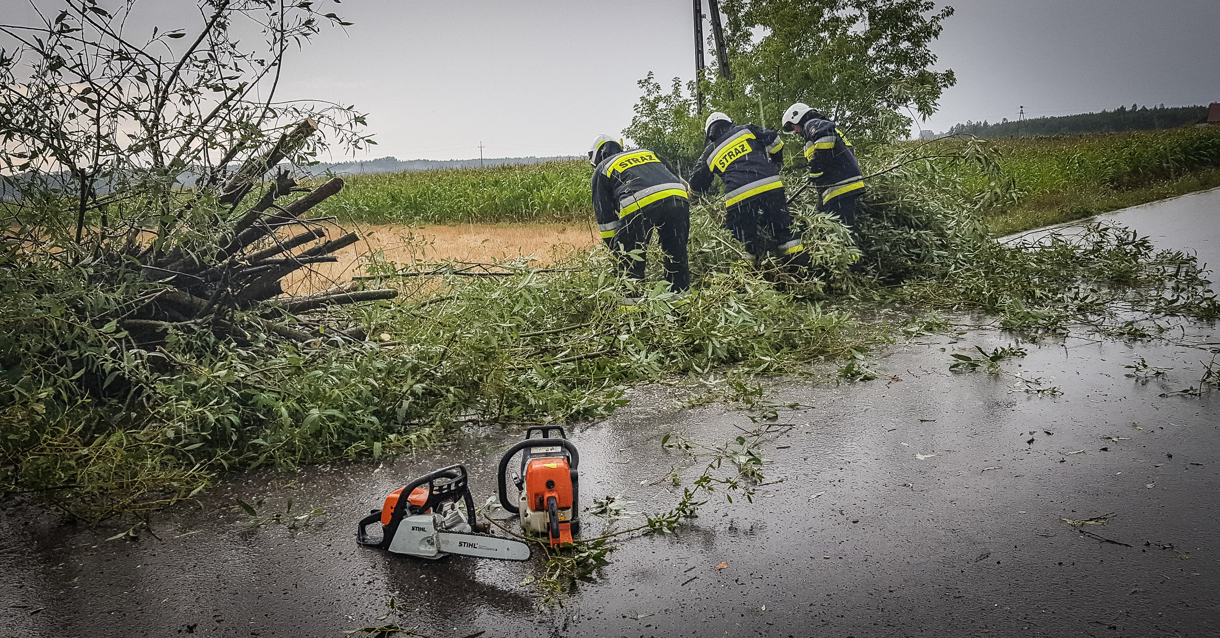 Wiemy, co zniszczyły wczorajsze burze w naszym powiecie  - Zdjęcie główne