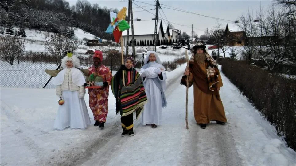 Kolędnicy misyjni z diecezji tarnowskiej nie odwiedzą wiernych w domach - Zdjęcie główne