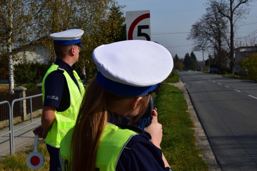 Wzmożone patrole policji na drogach. Rozpoczyna się długi czerwcowy weekend - Zdjęcie główne