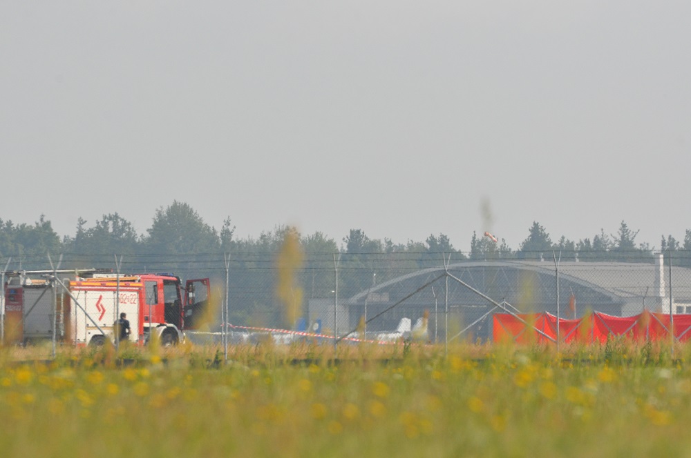 Wypadek szybowca na lotnisku - Zdjęcie główne