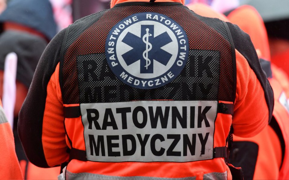 Stowarzyszenie kobiety 50+ z Mielca zbiera fundusze na rzecz Pogotowia w Mielcu!  - Zdjęcie główne