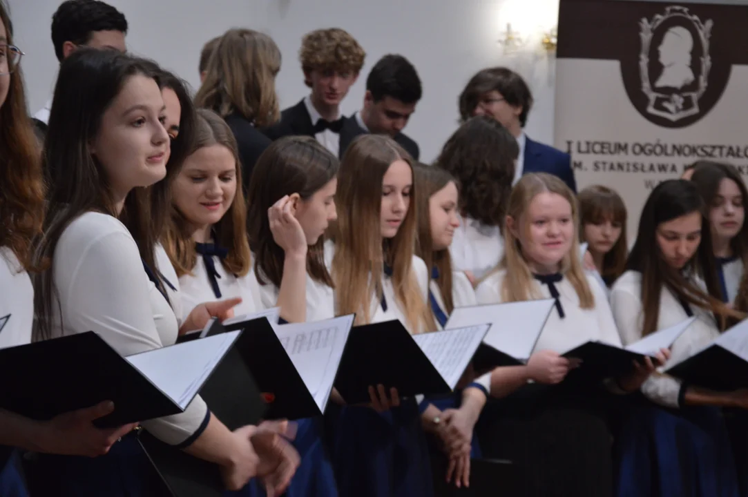 Mielec. Ceremonia wręczenia nagród I LO w Sali Królewskiej  - Zdjęcie główne