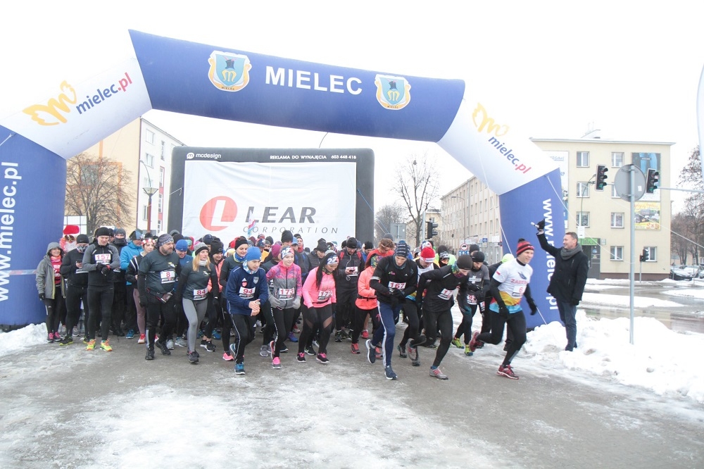 Kilkaset biegaczy dla Wielkiej Orkiestry Świątecznej Pomocy i dla walki z cukrzyca!  - Zdjęcie główne