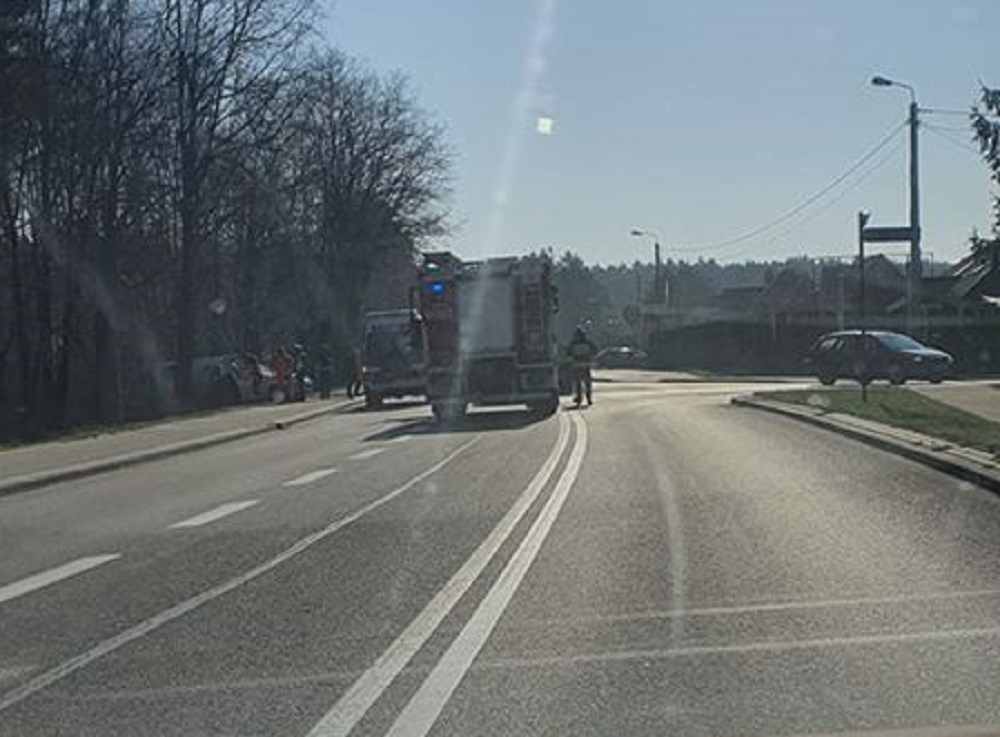  Wypadek na ulicy Wolności w Mielcu. Jeden pas drogi zablokowany! - Zdjęcie główne