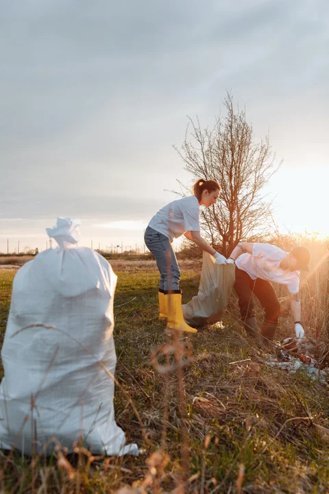 Piknik ekologiczny z okazji Międzynarodowego Dnia Ziemi - Zdjęcie główne