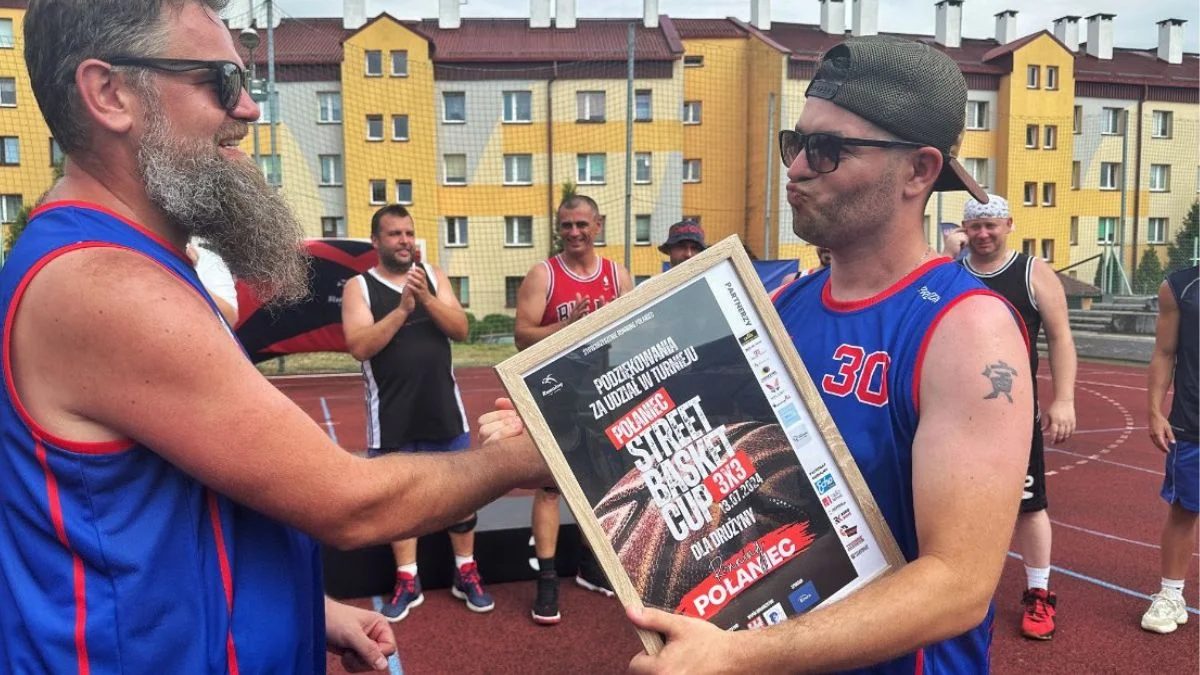 Znamy zwycięzcę sobotniego Turnieju Połaniec Street Basket Cup [ZDJĘCIA] - Zdjęcie główne