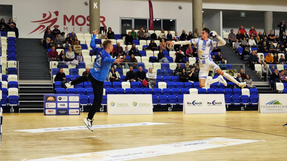 Liga Centralna: Handball Stal Mielec nie dała rady Sandra SPA Pogoń Szczecin [ZDJĘCIA] - Zdjęcie główne