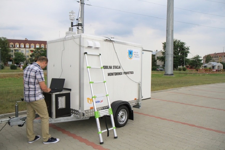 Mielec: Co się dzieje z mobilną stacją monitoringu powietrza? - Zdjęcie główne