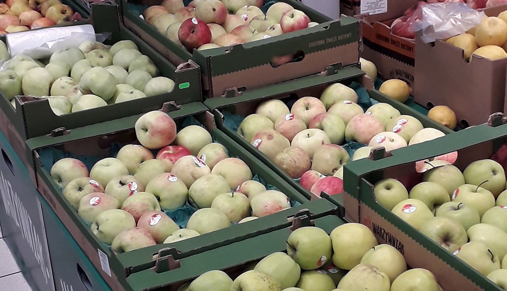 Owoce w sklepach droższe niż na targowisku. Ceny jabłek oszalały - Zdjęcie główne